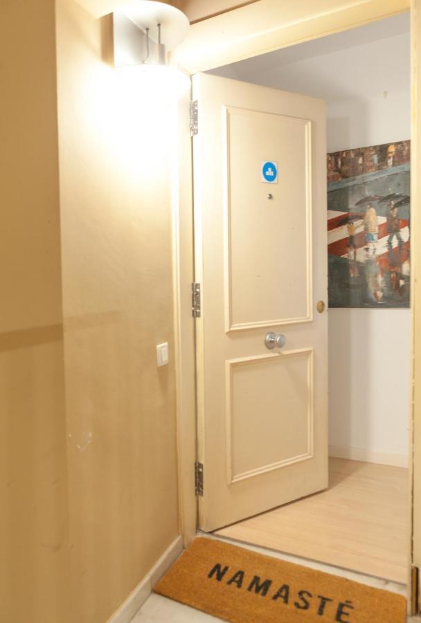 Plaza Catalunya City Center Apartments Barcelona Ngoại thất bức ảnh
