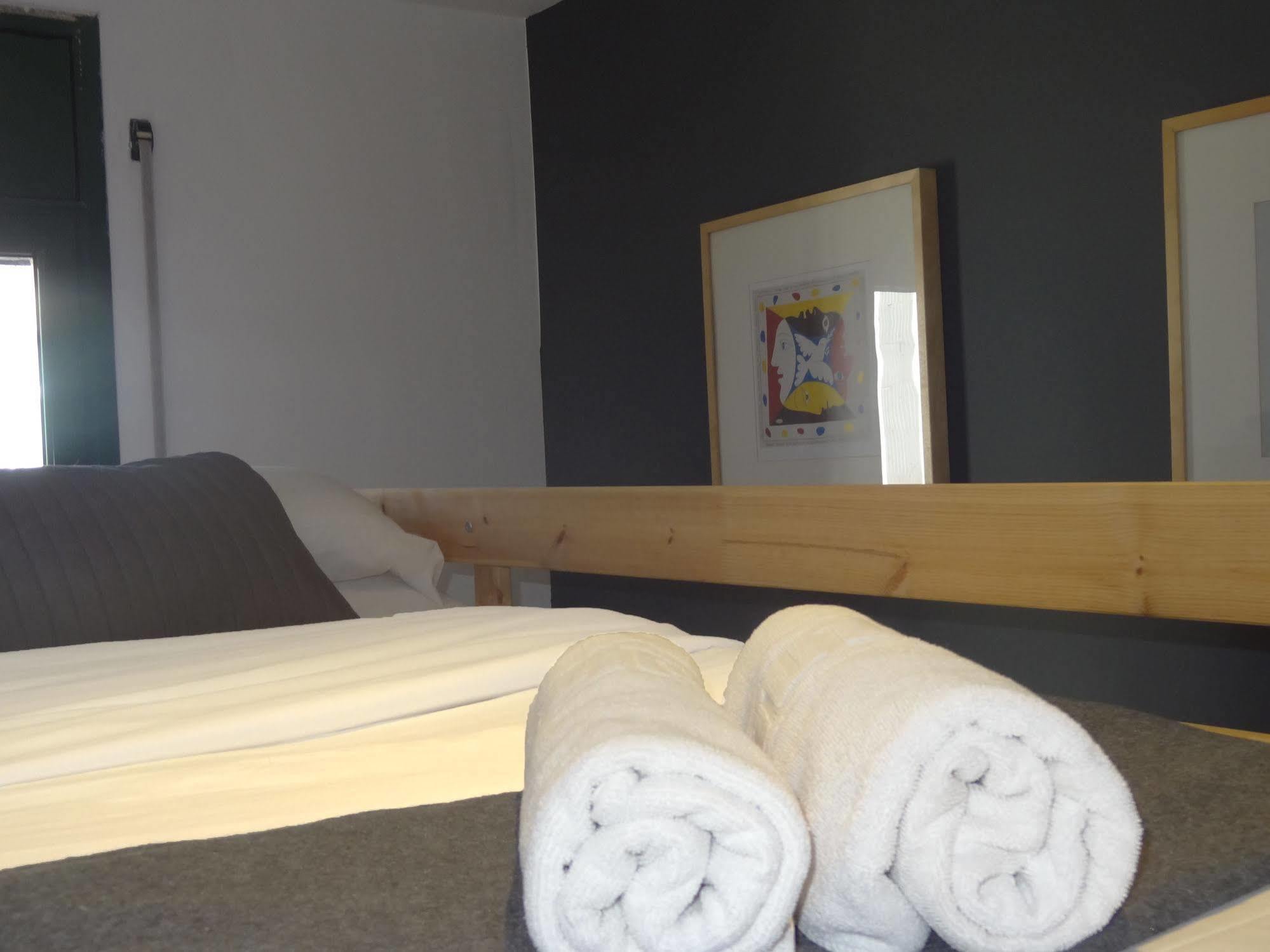 Plaza Catalunya City Center Apartments Barcelona Ngoại thất bức ảnh