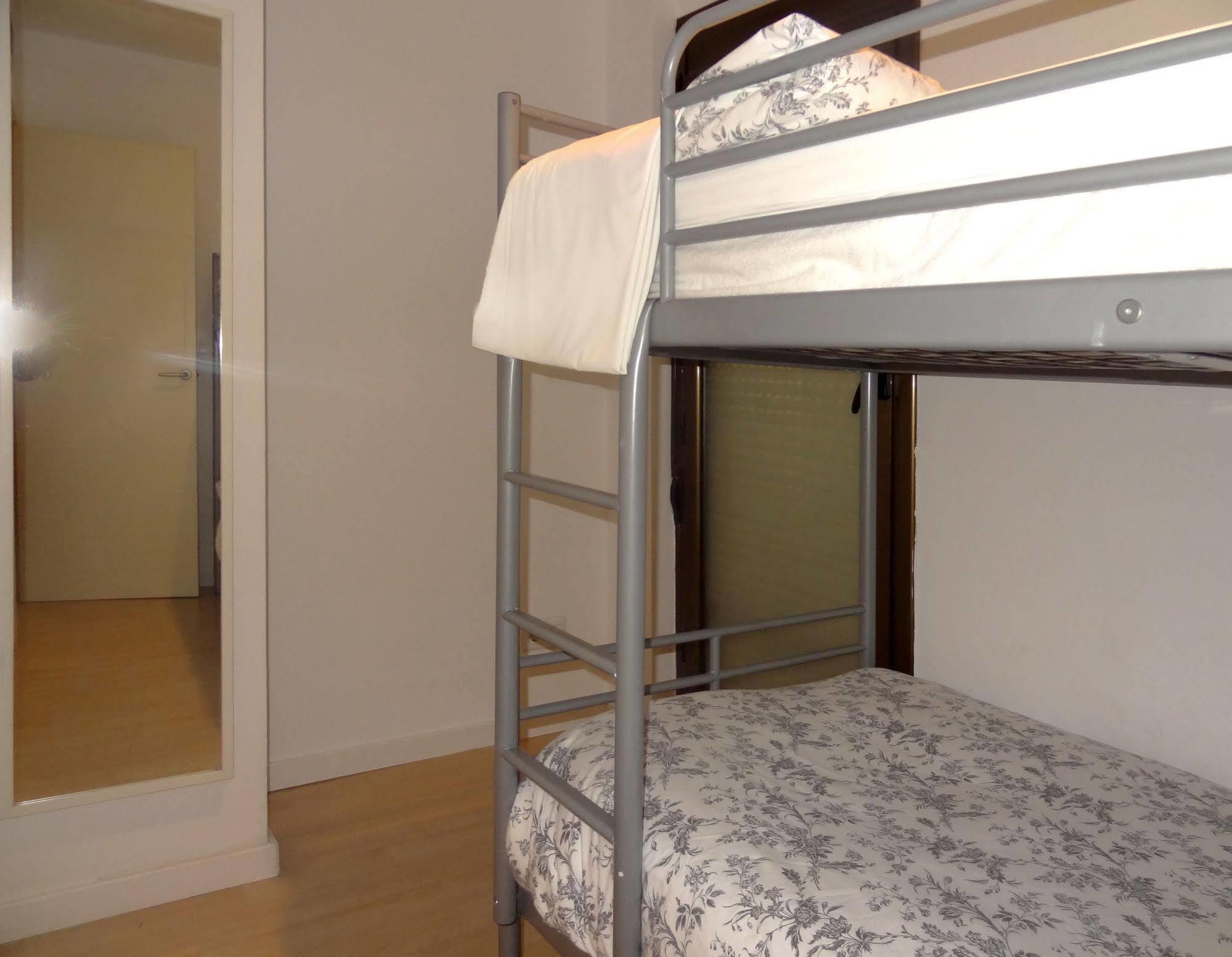 Plaza Catalunya City Center Apartments Barcelona Ngoại thất bức ảnh