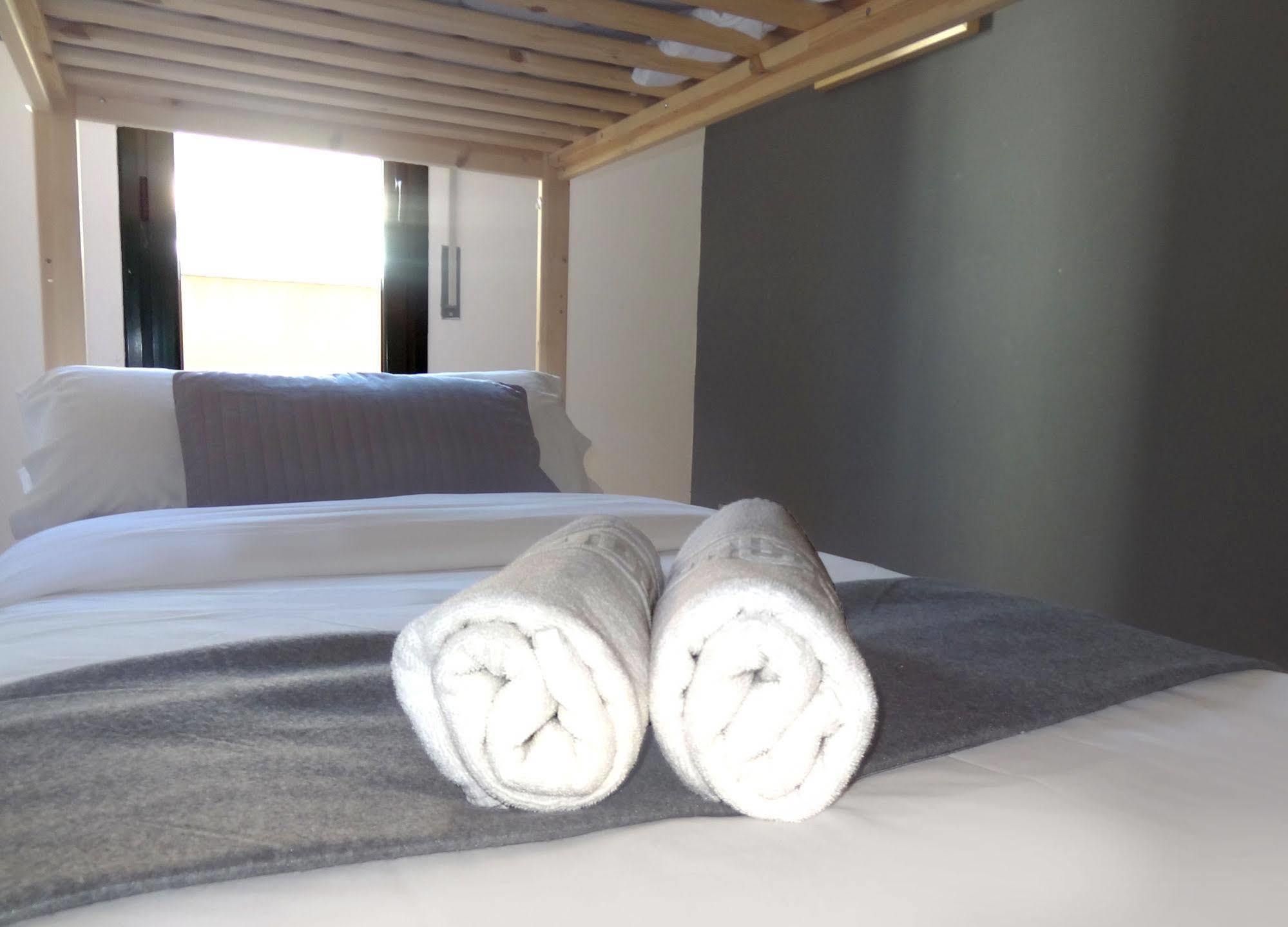 Plaza Catalunya City Center Apartments Barcelona Ngoại thất bức ảnh